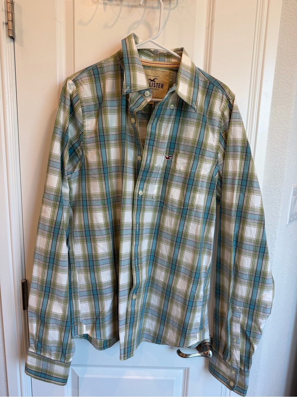 Hollister Men's White, Green & Blue Plaid Button-Down Shirt